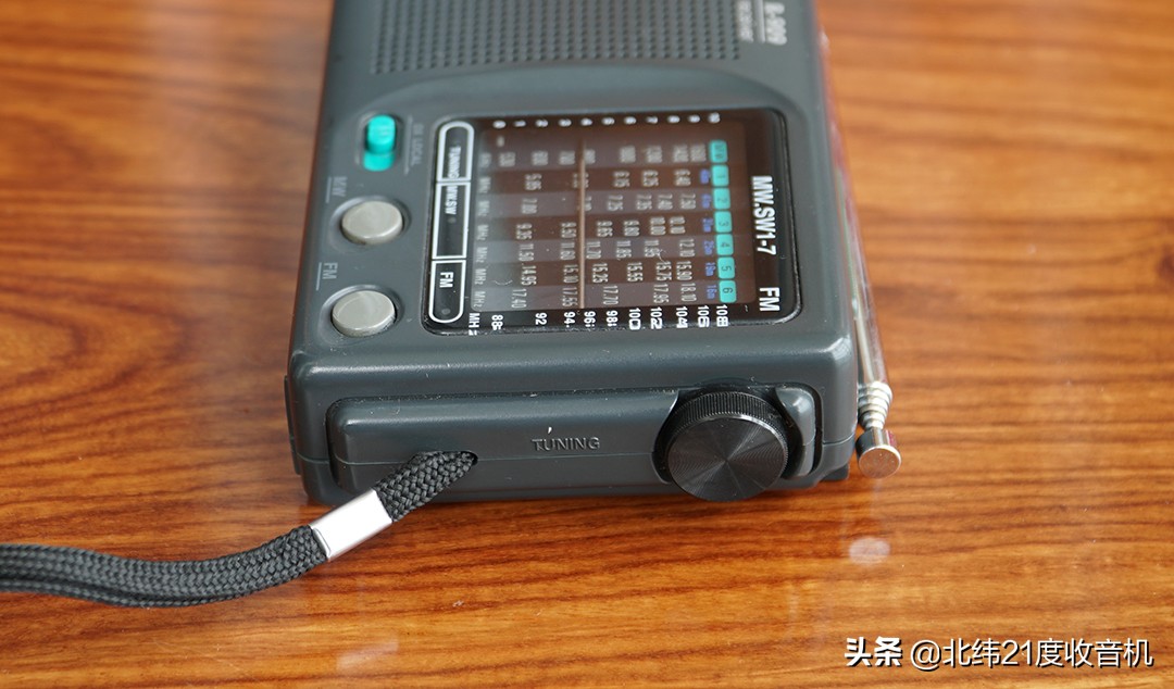 德生收音机r909与r9012哪个型号好,我的收音机