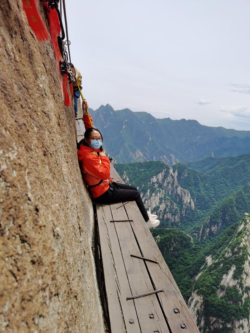 华山派的轻功一定被低估了——华山一日游有感