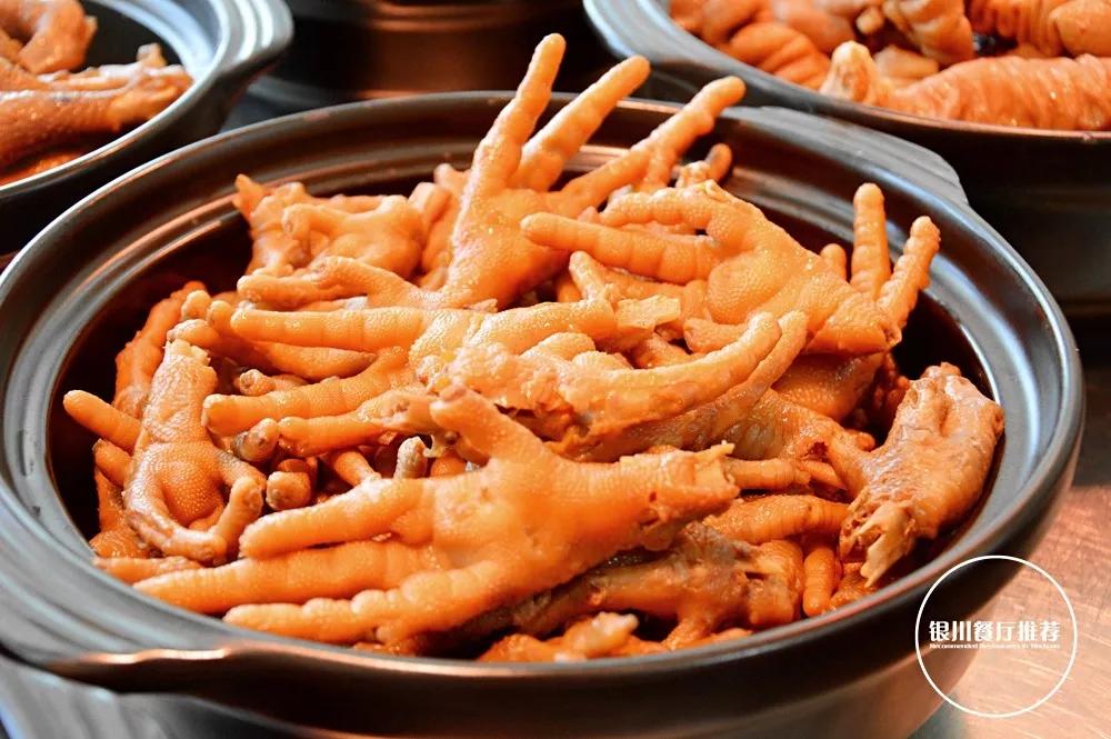 20多年老汤，在同心路卖卤煮