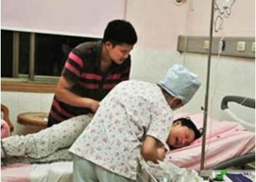 剖腹产里面伤口崩裂什么感觉,剖腹产28天伤口接口处有点出血