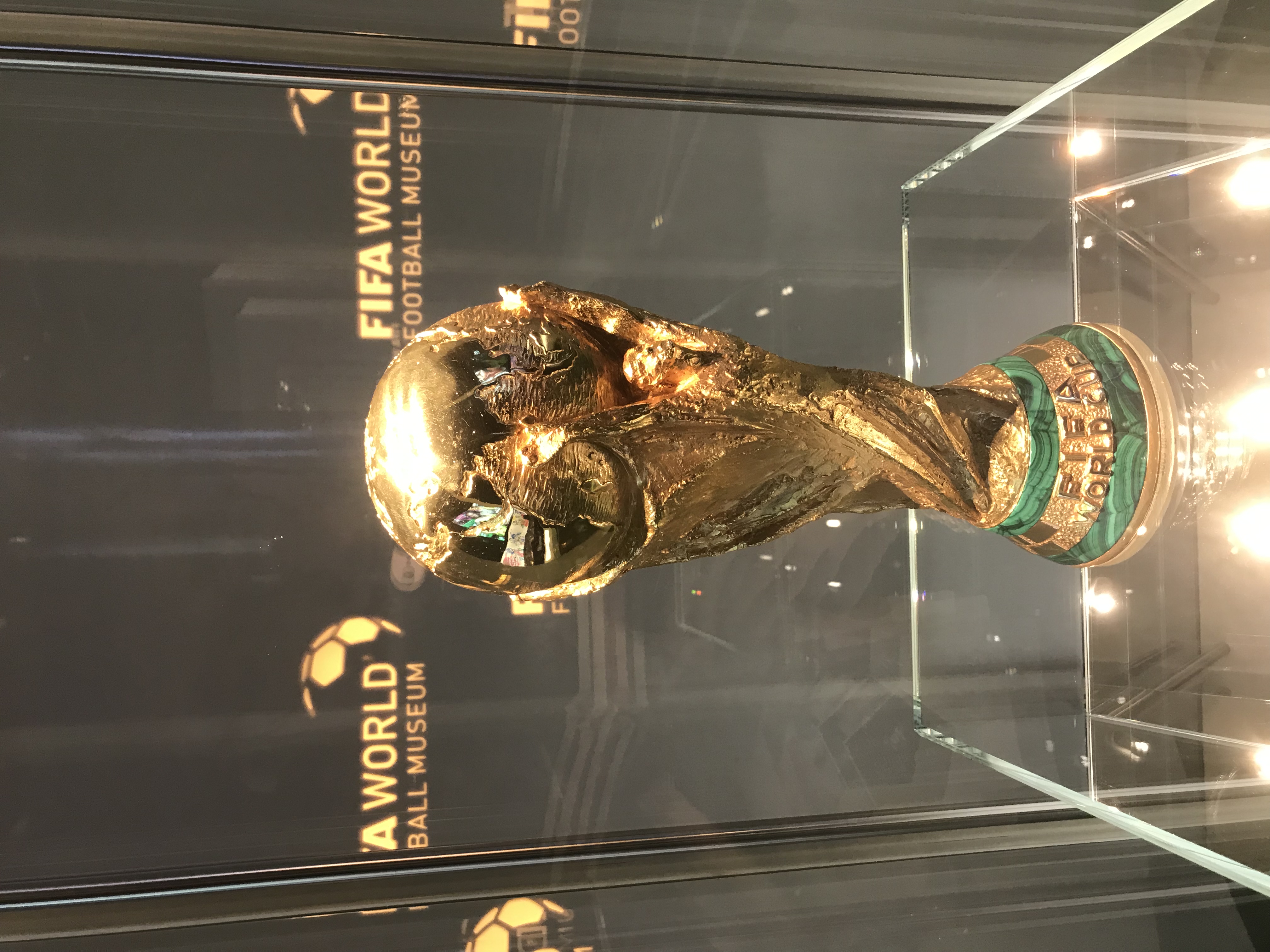 瑞士苏黎世博物馆大力神杯,苏黎世博物馆大力神杯