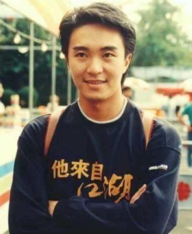 梁朝伟周星驰同台聊往事,梁朝伟对周星驰的评话