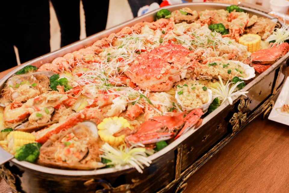 天上飞的水里游的地上跑的，新街口的盒马包你一日三餐不重样