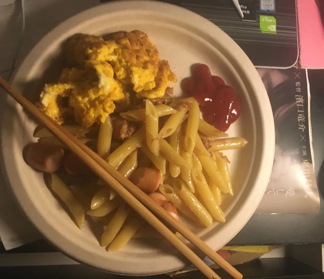 一件衣服只赚一块钱,一件衣服只要五块