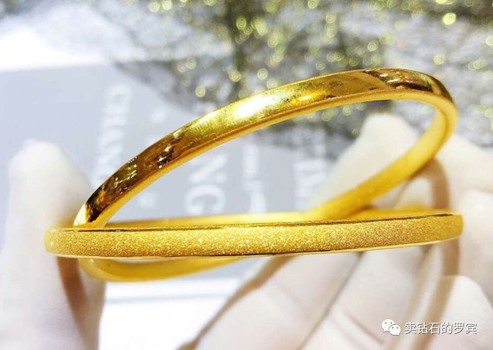 珠宝销售如何提高成交率和销售量,珠宝二次销售技巧