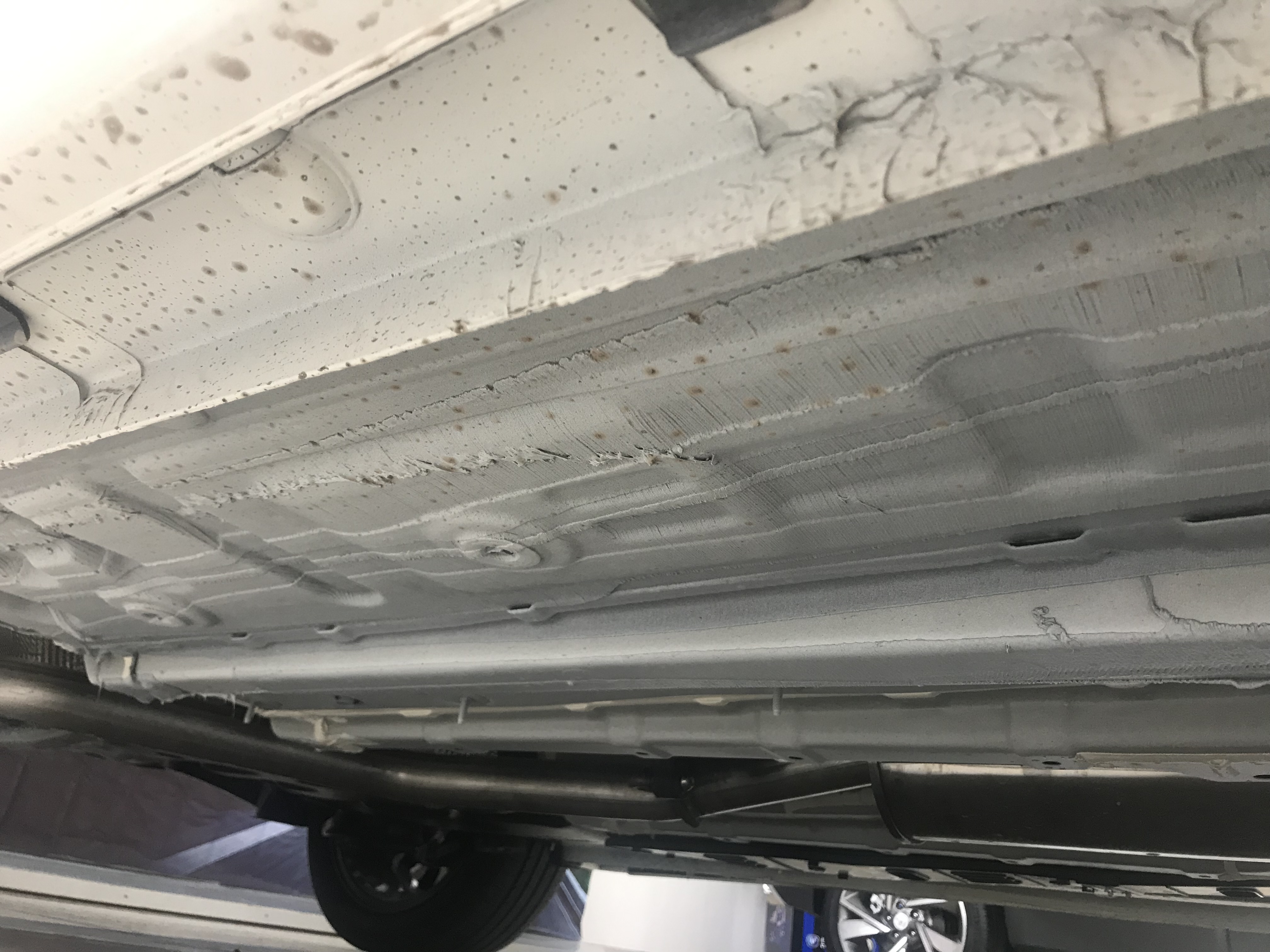 长安逸动蓝鲸版实拍图片,逸动plus1.4t蓝鲸版尊贵版底盘