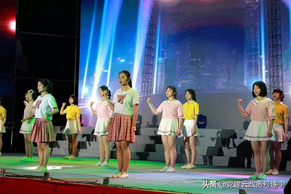 绛戞ⅵ闈掓槬鎵竼璧疯埅鏂囪壓鏅氫細,绛戞ⅵ闈掓槬鎵竼璧疯埅鏂囪壓姹囨紨