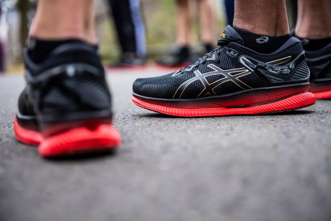 亚瑟士跑鞋矩阵图解,亚瑟士最强跑鞋metarise