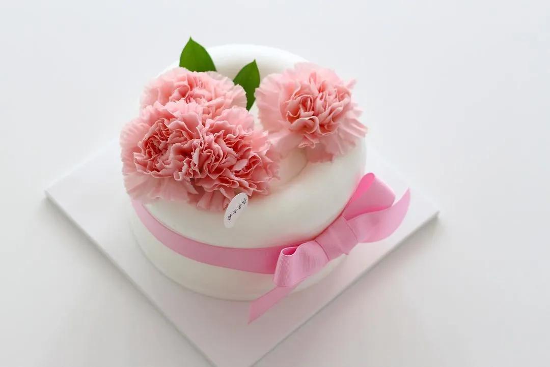 六种不同口味母亲节蛋糕,哈尔滨母亲节蛋糕款式最新图片
