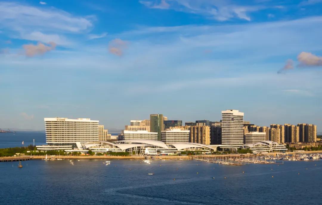 他们把滨海别墅打造成国际文化栖聚街区,升级了厦门的封面