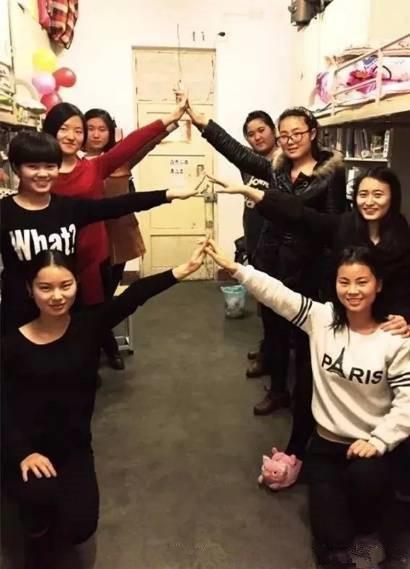 学霸大学宿舍完整版,学霸寝室吉大