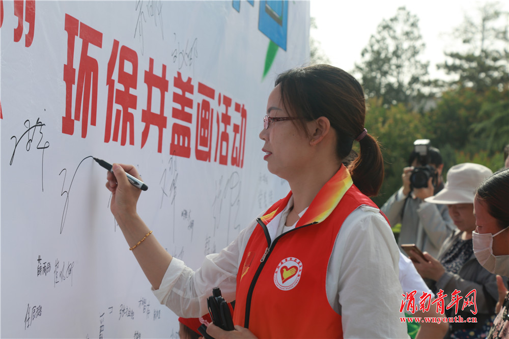 童心绘制美丽新中国主题绘画,井盖绘画中国梦