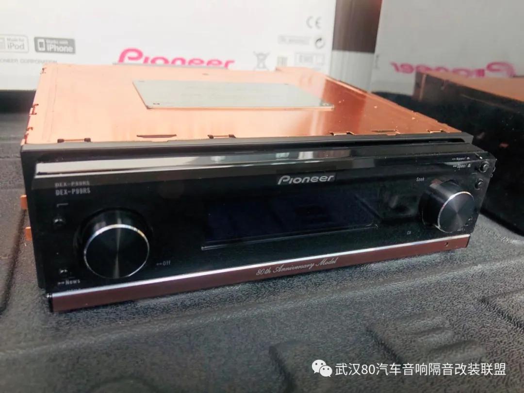 三菱帕杰罗有没有中置音响,三菱帕杰罗加装中置音响自己动手