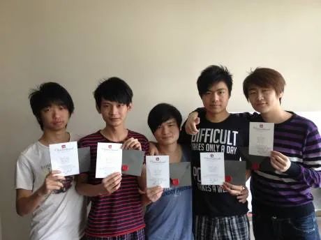 dotalongdd中单,dota职业选手黄翔