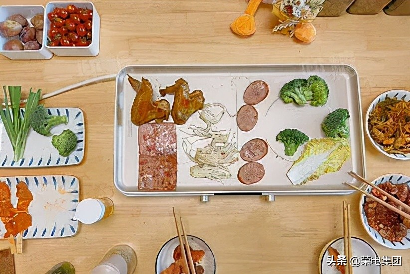 荣事达火锅烧烤一体机怎么样,特色无烟火锅烤肉烤涮一体