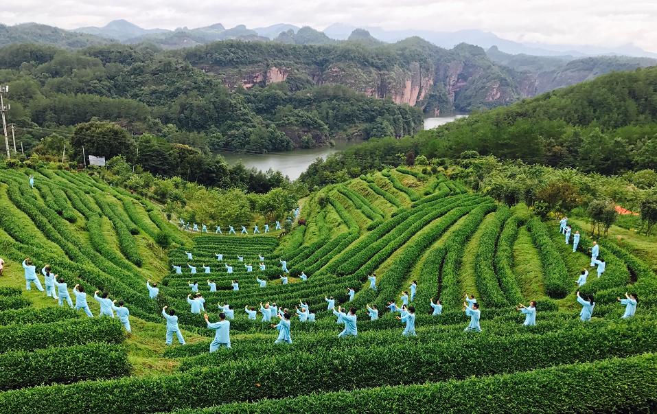 中国绿都最氧三明,中国绿都最氧三明春回大地