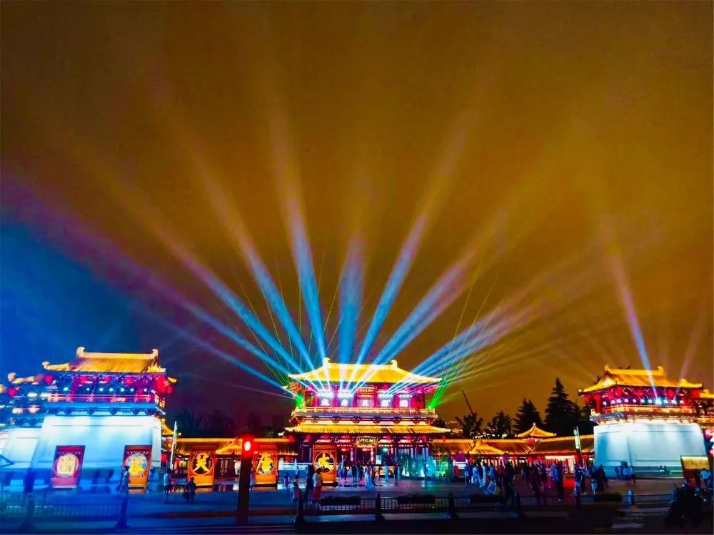 登上这艘船的密码叫“开元”