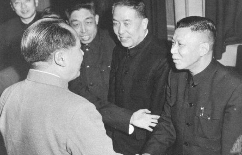 澳门赌王何鸿燊的近况如何,前澳门赌王何鸿燊简历