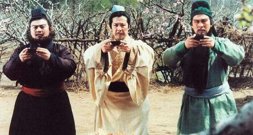 刘关张桃园三结义不散伙之谜,刘关张桃园三结义是真实的么