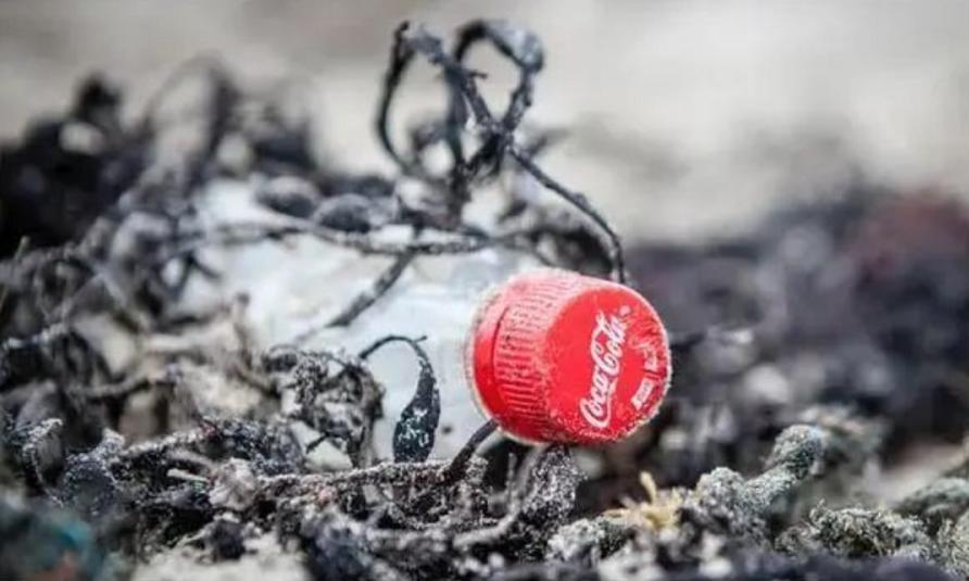 可口可乐弧形瓶诞生100周年,可口可乐瓶子130年的变化