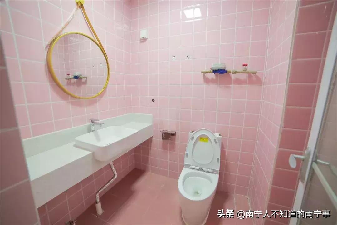 南宁有傻子，建了栋「爱情公寓」，只租不卖