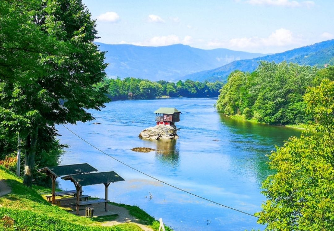 塞尔维亚水上小屋,塞尔维亚十大top景点