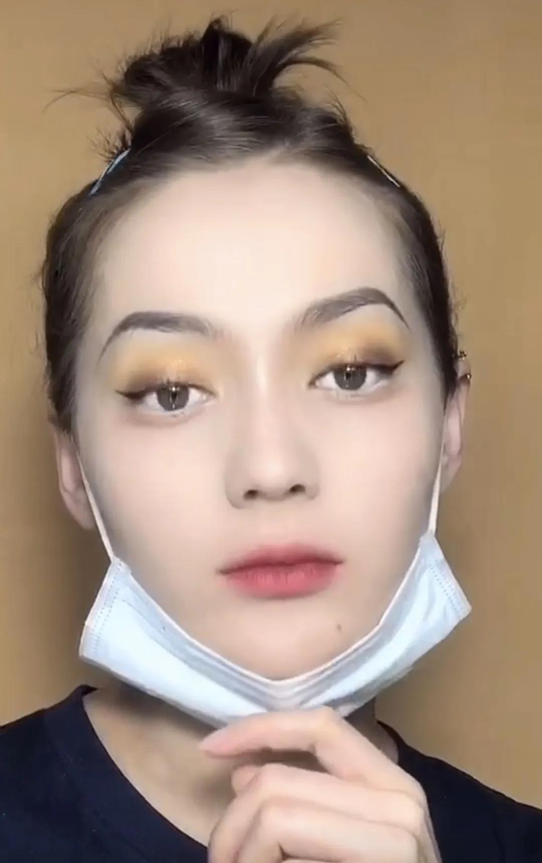 口罩也挡不住我的美,切磋1/2张脸你选谁