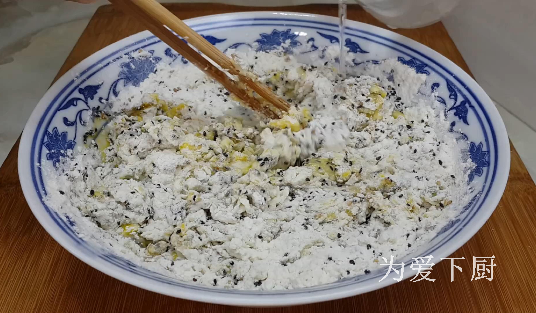 4个鸡蛋炒一个西红柿,鸡蛋炒什么小朋友和大人最爱吃