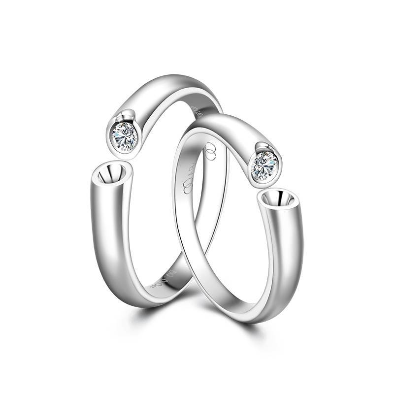 情侣对戒买什么牌子比较好,周大生七夕玫瑰金情侣对戒