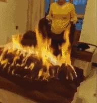 老人拿菜刀砍人原因,老人拿菜刀砍伤人事件