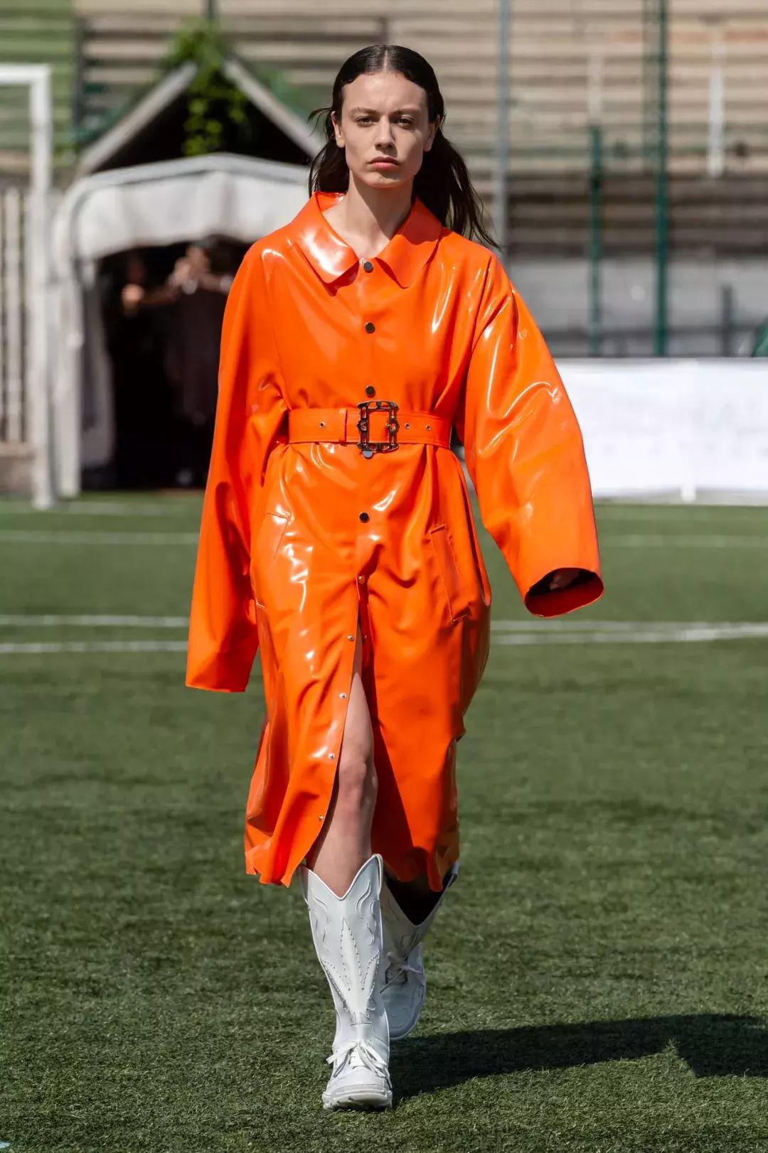 好看的貂皮毛女装,集齐七色召唤