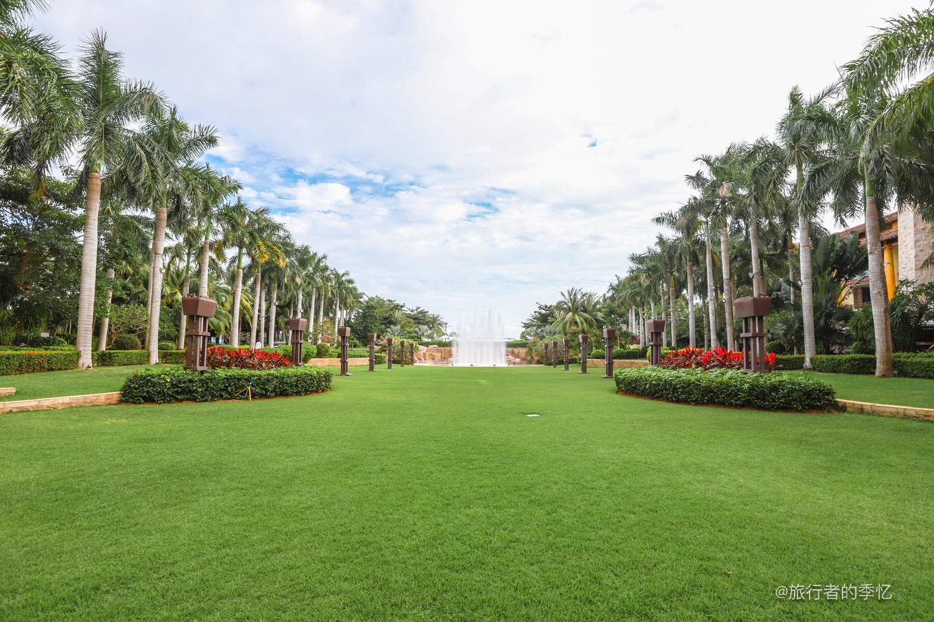 三亚复古酒店拍照,三亚网红酒店拍照攻略