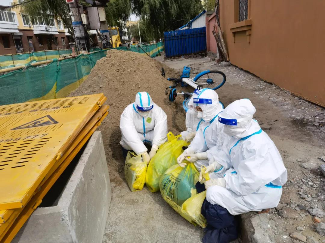 月圆日疫情来袭同战疫只争朝夕