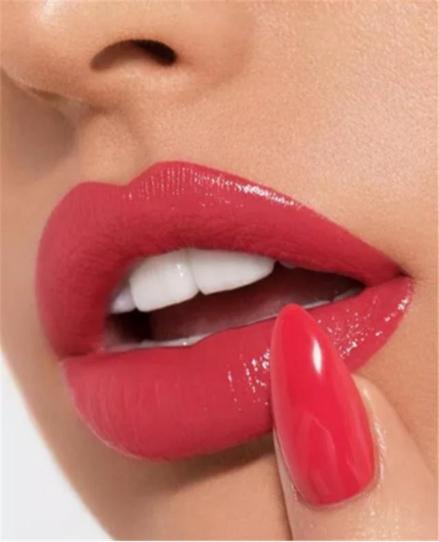 皮肤黑的女生口红,皮肤黑一点的女生口红推荐