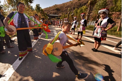 鍏嬩緷榛戠伀鎶婅妭绡濈伀鏅氫細,鍏嬩緷榛戠伀鎶婅妭鐜板満鐩存挱