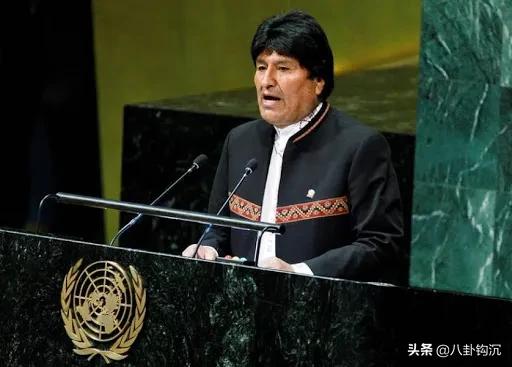 *品毒**战争背后的商业秘密：价格博弈、人力资源、特许经营