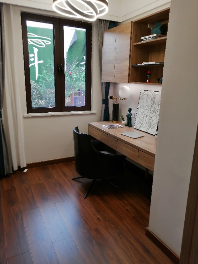 绿地样板房120平方米的,绿地样板房家具