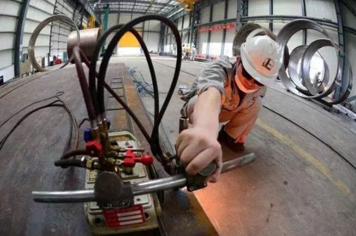 焦化厂焦炉工有什么危险,焦化厂容易发生的环境违法行为