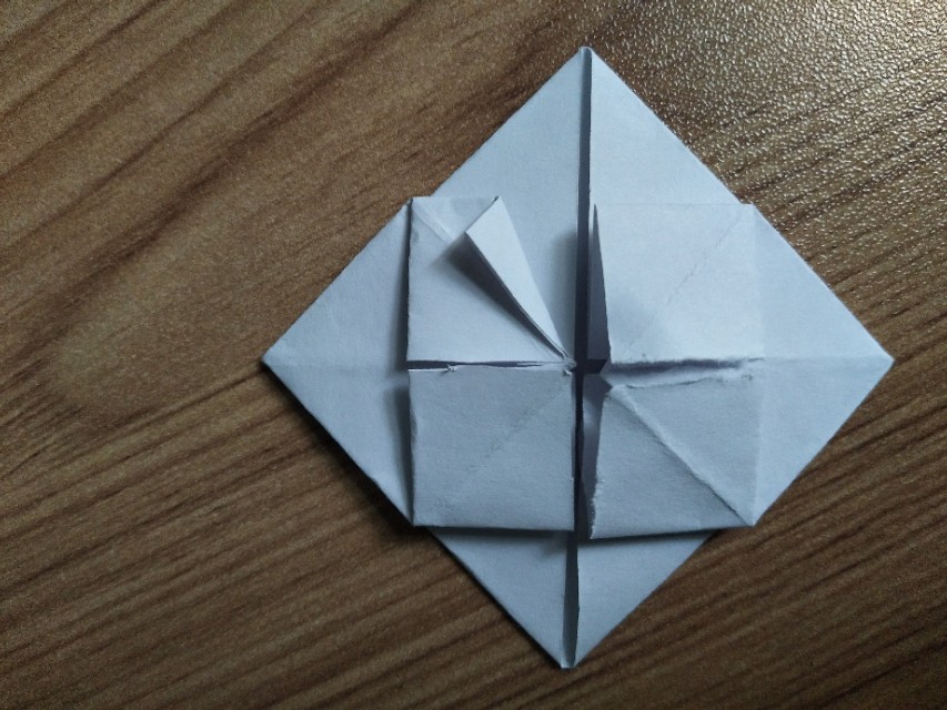 手工折纸爱心的折法简单,小爱心手工折纸超简单