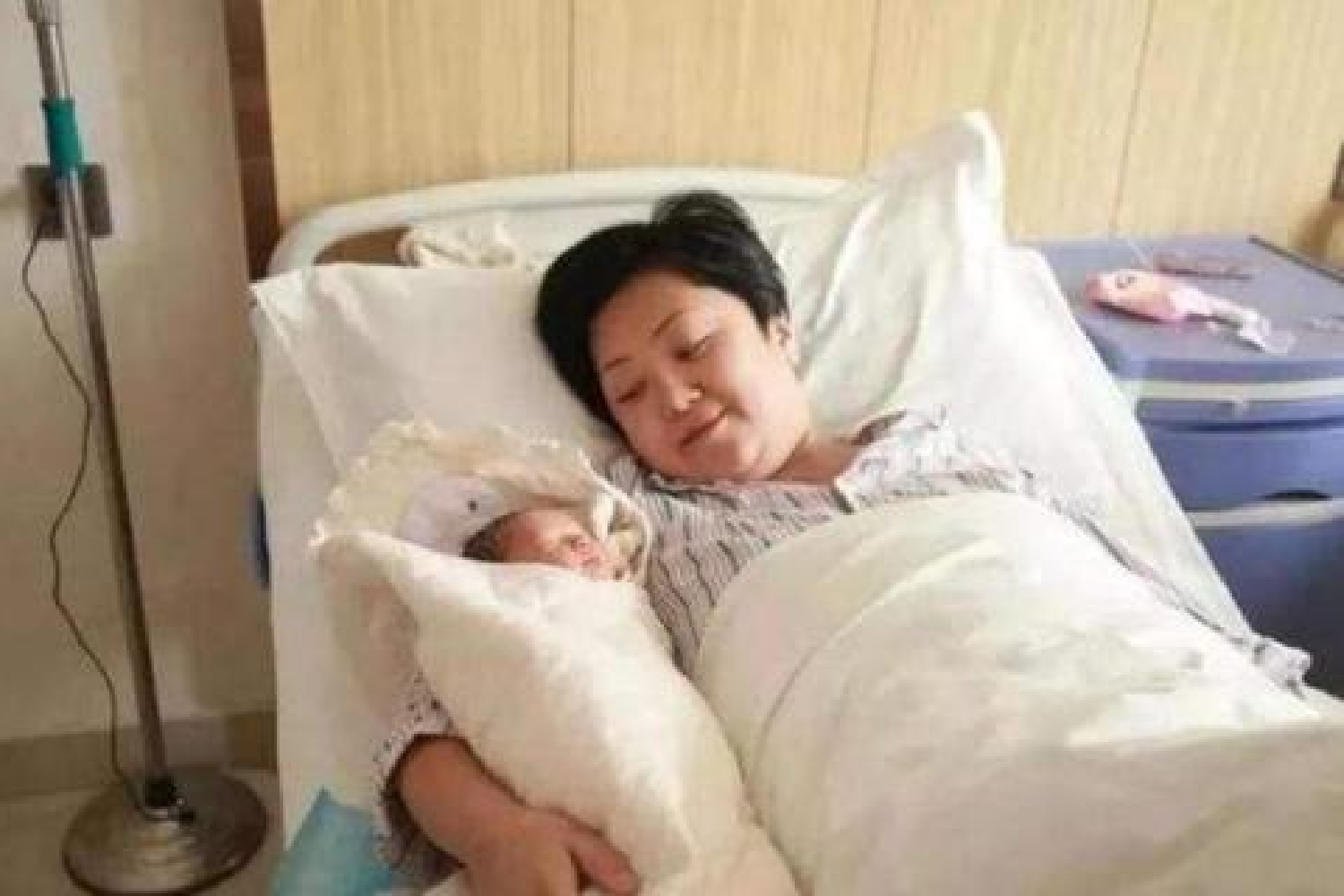 袁咏仪说自己怀二胎了吗,袁咏仪几岁备孕二胎