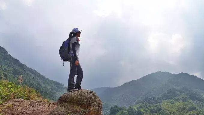 中国天堂般的6大徒步旅游胜地,广州最值得去徒步的山峰