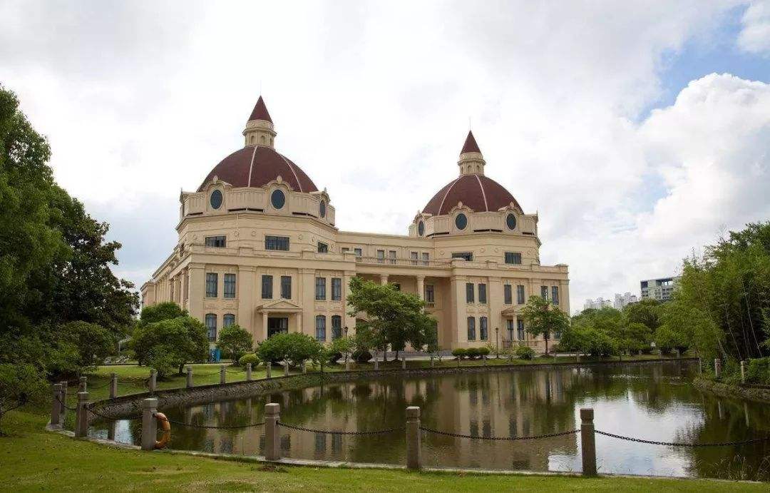 北外和上外哪个学校更好看,北外和上外哪个更好考研