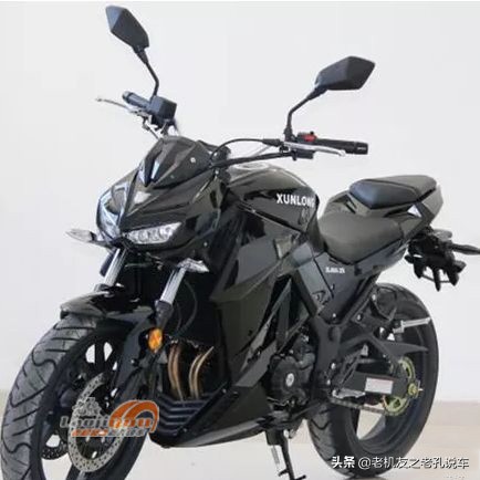 山寨春风摩托车,国产仿川崎w800的摩托车