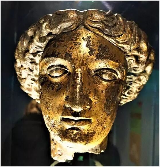 巴斯小镇古罗马浴场,巴斯古罗马浴场现在还存在吗