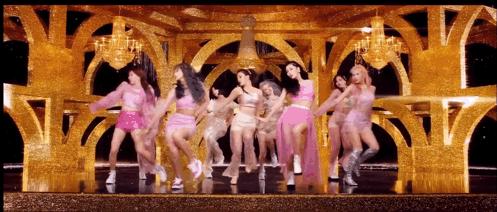 竟然想尝试女团妆容,果然还是要技术的