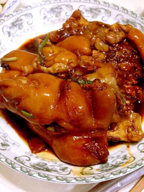 红烧肉炒糖色用冰糖还是白糖,蜂蜜冰糖白糖哪个炒糖色更好