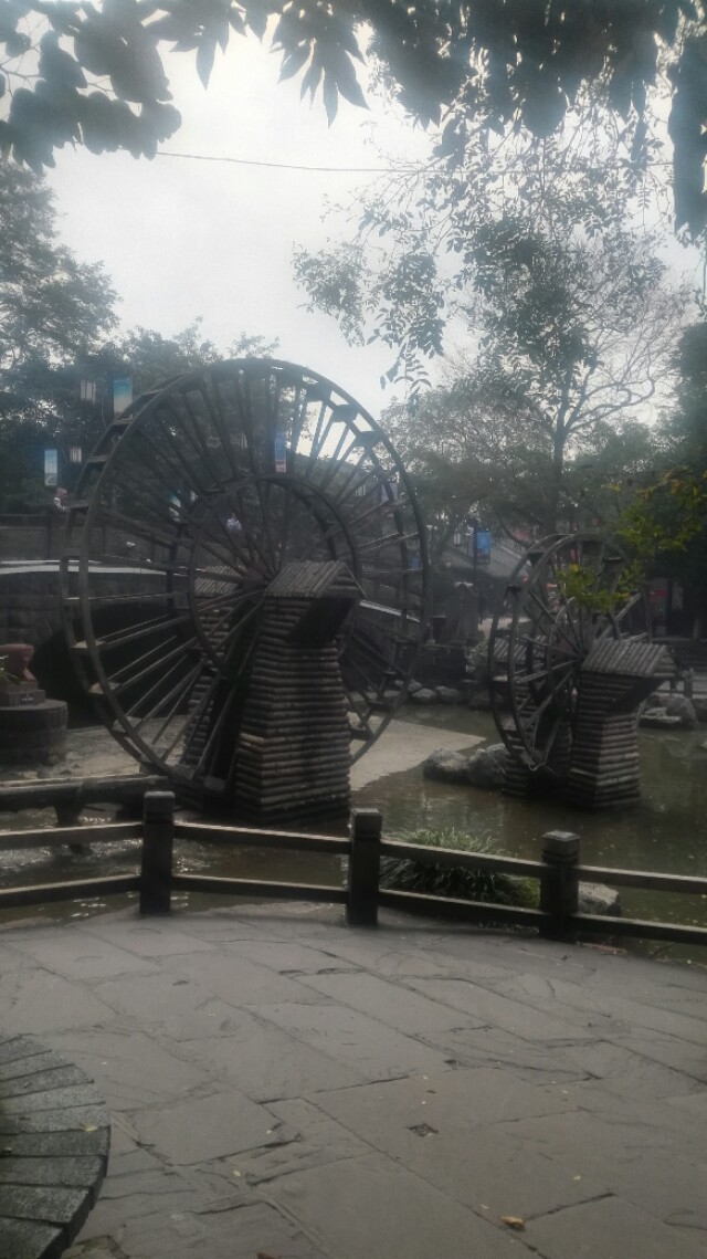 中国天府第一古镇黄龙溪古镇,黄龙溪古镇和三道堰古镇哪个好