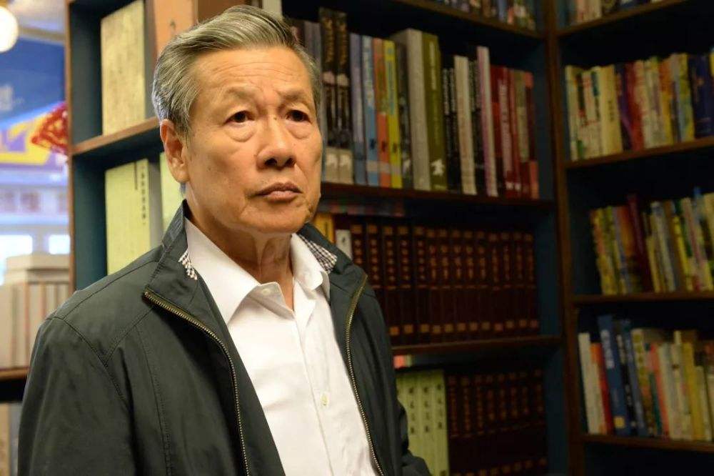 100部经典万水千山总是情港剧,重温经典万水千山总是情电视剧