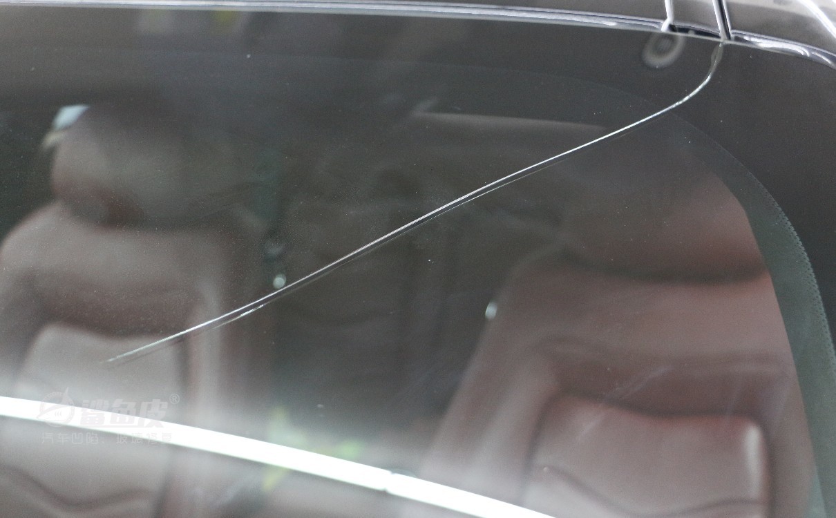 汽车玻璃修复原理方法及注意事项,汽车玻璃被石子磕了个坑怎么修复