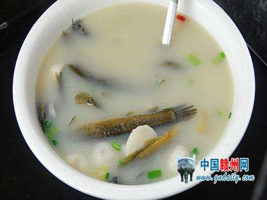 乡愁里的泥鳅，挖黄鳅和吃泥鳅的乐趣，都成为永远的美好记忆了